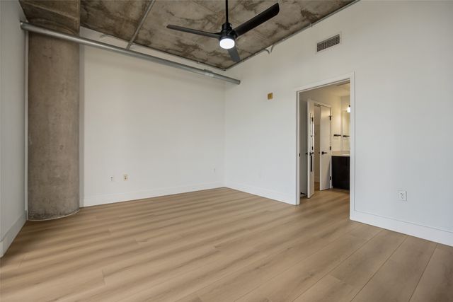 1001 Belleview Street 408, Dallas, TX 75215
