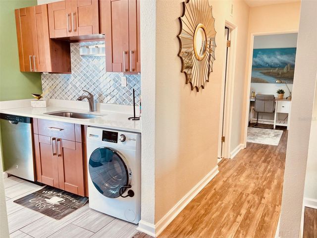 151 N ORLANDO AVENUE 203, Winter Park, FL 32789