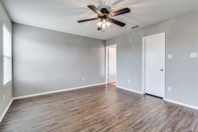 1434 S Raven Drive, Sherman, TX 75092