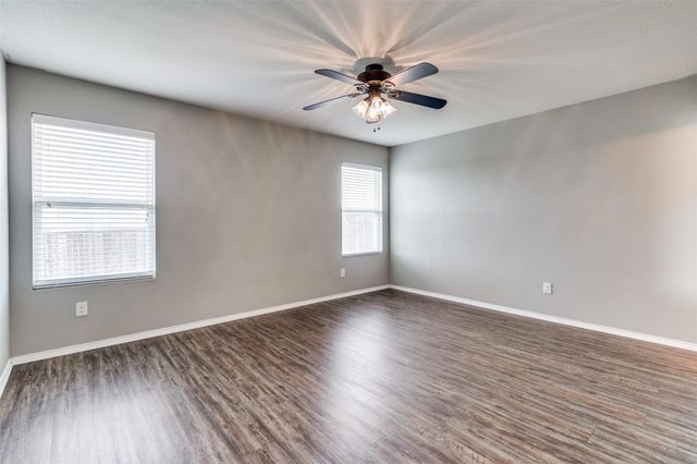 1434 S Raven Drive, Sherman, TX 75092