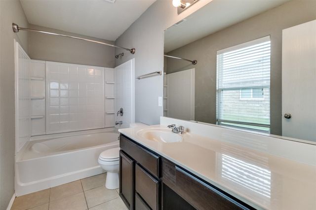 1434 S Raven Drive, Sherman, TX 75092