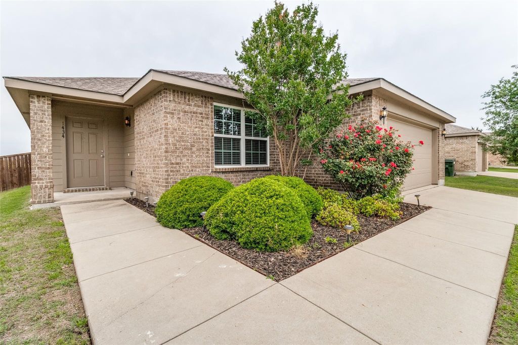 1434 S Raven Drive, Sherman, TX 75092
