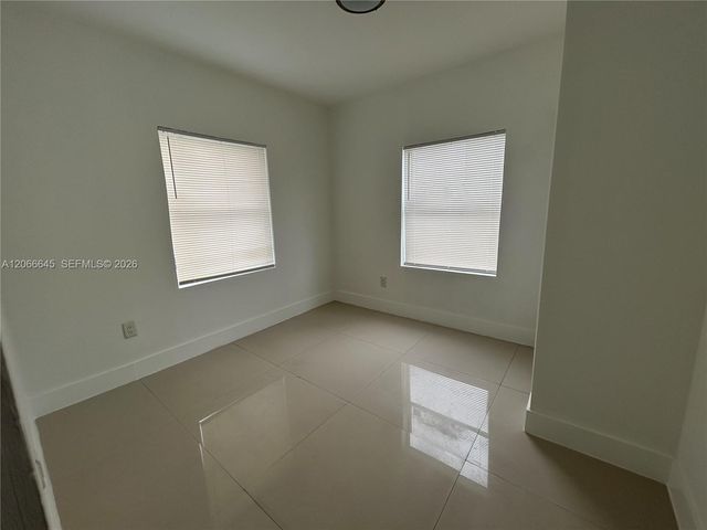 1890 NW 35 Street 7, Miami, FL 33126