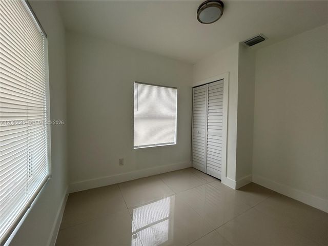 1890 NW 35 Street 7, Miami, FL 33126