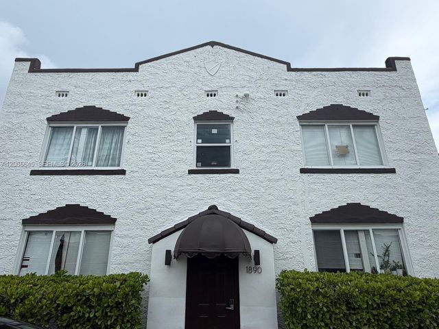 1890 NW 35 Street 7, Miami, FL 33126