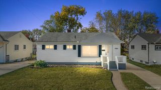 26291 Compson Street, Roseville, MI 48066