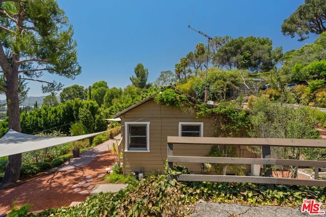 3104 Roderick Place, Los Angeles, CA 90065