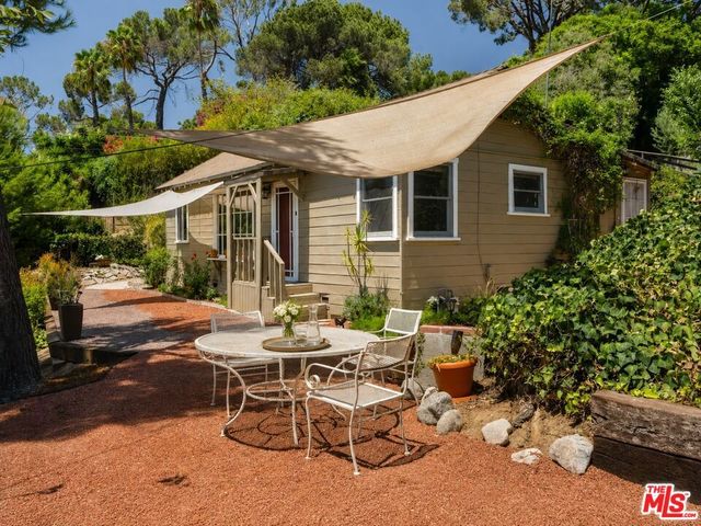 3104 Roderick Place, Los Angeles, CA 90065