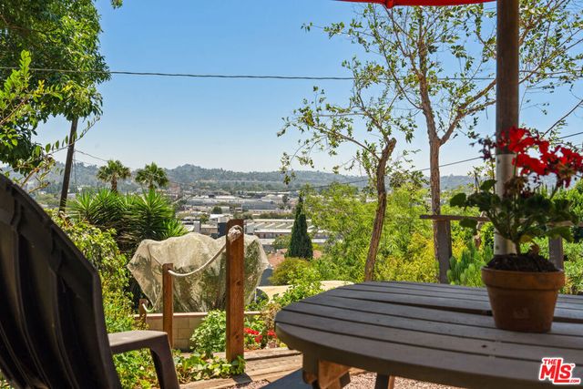 3104 Roderick Place, Los Angeles, CA 90065