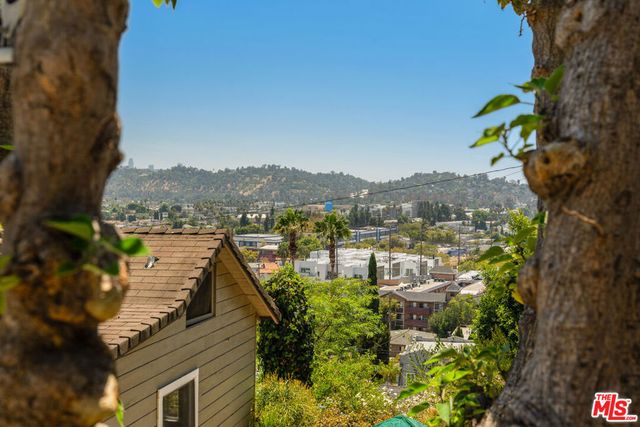3104 Roderick Place, Los Angeles, CA 90065