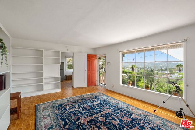 3104 Roderick Place, Los Angeles, CA 90065