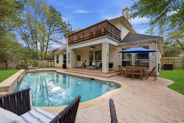 22 Picasso Path Place, The Woodlands, TX 77382