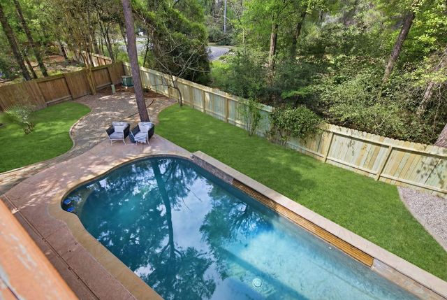 22 Picasso Path Place, The Woodlands, TX 77382