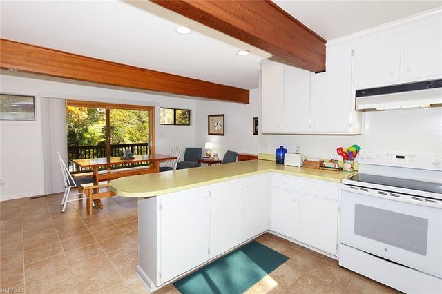 119 Will Scarlet LN, Williamsburg, VA 23185