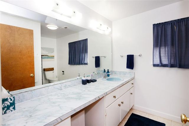 119 Will Scarlet LN, Williamsburg, VA 23185