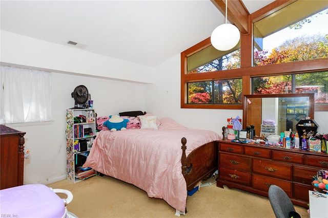 119 Will Scarlet LN, Williamsburg, VA 23185