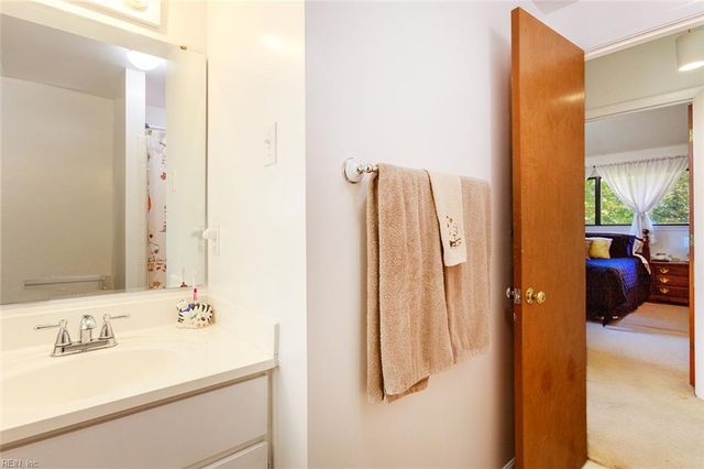 119 Will Scarlet LN, Williamsburg, VA 23185