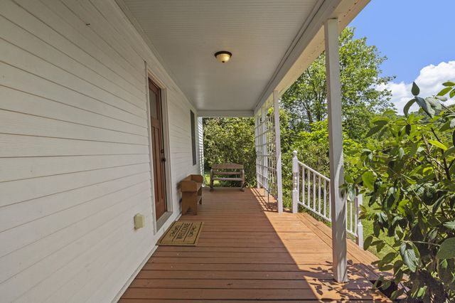 1281 Sharp Road, Stamping Ground, KY 40379
