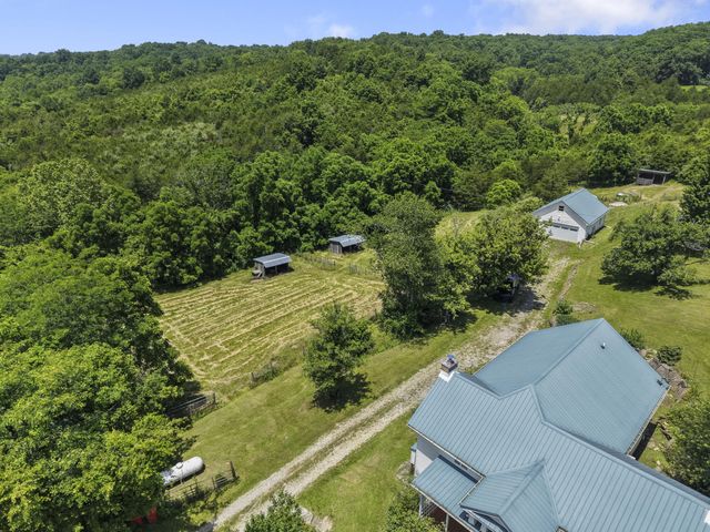 1281 Sharp Road, Stamping Ground, KY 40379