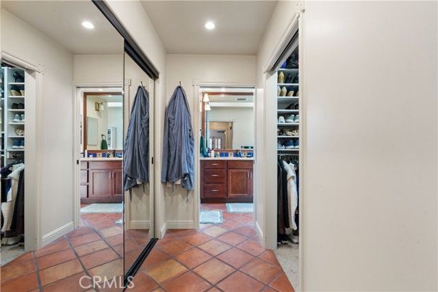 6216 W 5th, Los Angeles, CA 90048