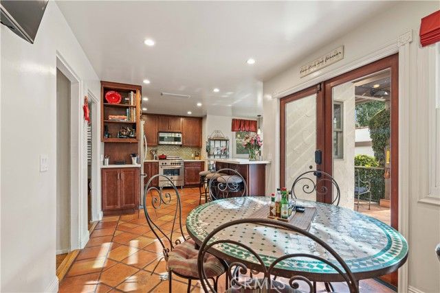 6216 W 5th, Los Angeles, CA 90048