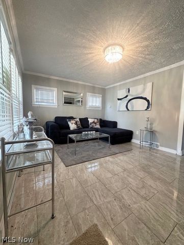 2613 Oakdale Avenue, Lorain, OH 44055