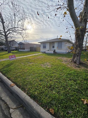 619 Morrell Street, Baytown, TX 77520