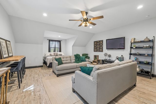 746 Callis Rd, Lebanon, TN 37090
