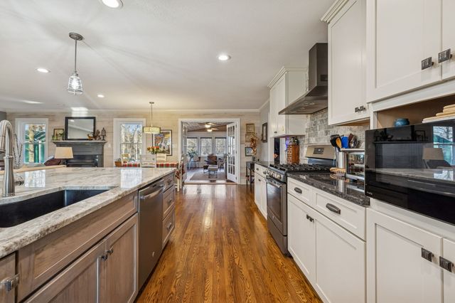 1060 Satterwhite Rd, Ashland City, TN 37015