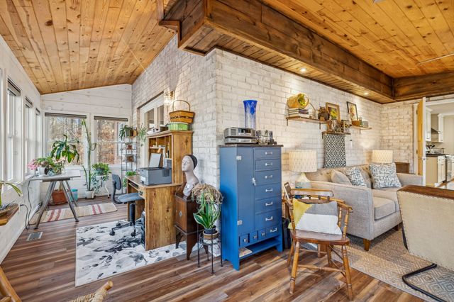 1060 Satterwhite Rd, Ashland City, TN 37015