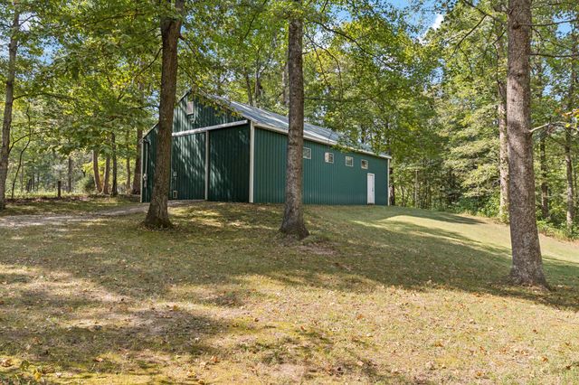 1060 Satterwhite Rd, Ashland City, TN 37015