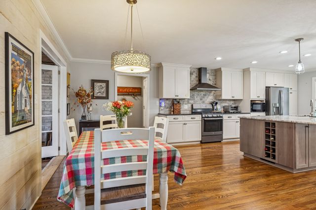 1060 Satterwhite Rd, Ashland City, TN 37015