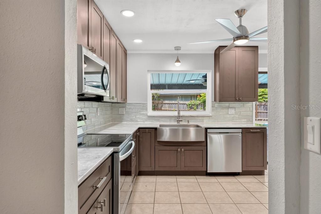 Image 12 of property listing at 2670 JENNIFER HOPE BOULEVARD, Longwood, FL 32779