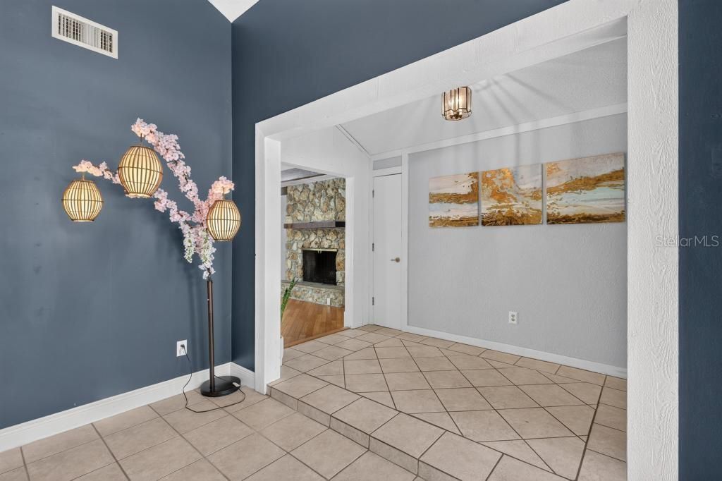 Image 26 of property listing at 2670 JENNIFER HOPE BOULEVARD, Longwood, FL 32779