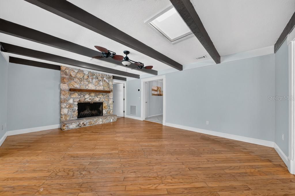 Image 30 of property listing at 2670 JENNIFER HOPE BOULEVARD, Longwood, FL 32779