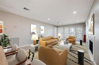 200 Panorama Drive 203, Conroe, TX 77304