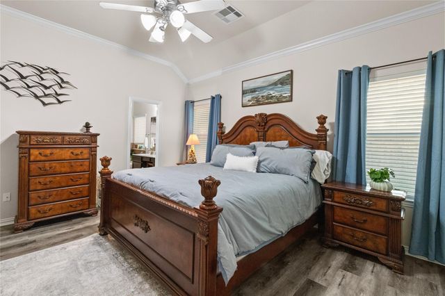 810 Sand Crab Lane, La Marque, TX 77568