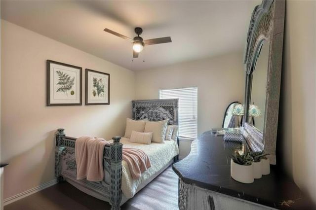 810 Sand Crab Lane, La Marque, TX 77568