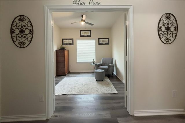 810 Sand Crab Lane, La Marque, TX 77568