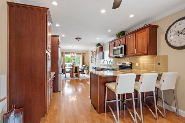 18 Harvest Road, Windham, NH 03087