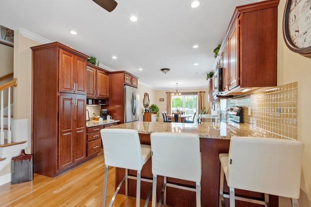 18 Harvest Road, Windham, NH 03087