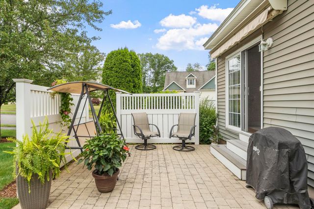 18 Harvest Road, Windham, NH 03087