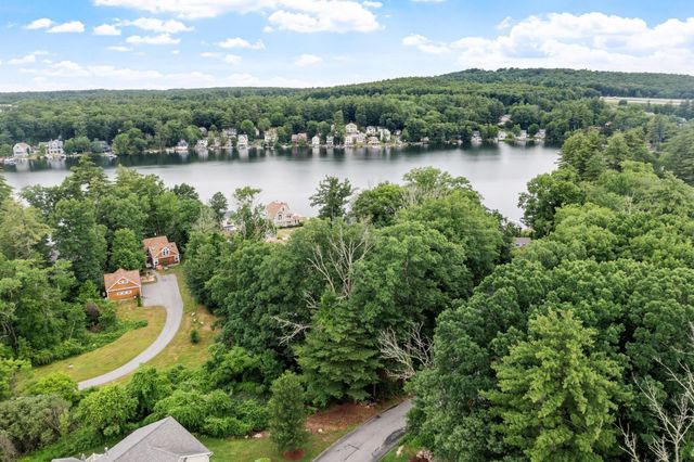 18 Harvest Road, Windham, NH 03087