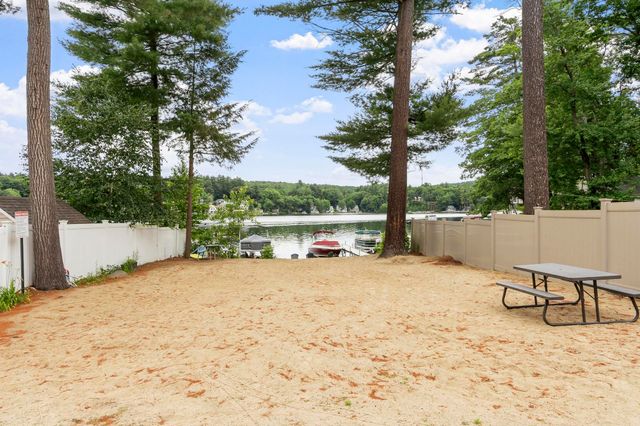 18 Harvest Road, Windham, NH 03087