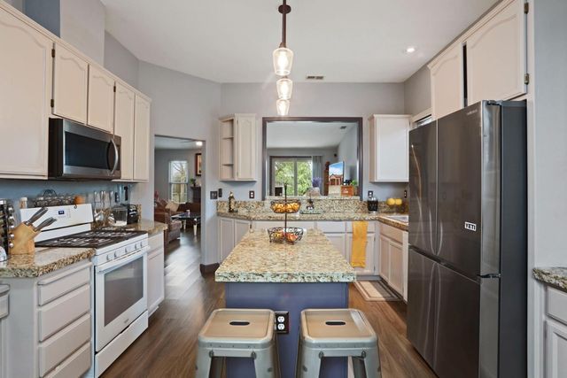 10168 Creek Trail Cir, Stockton, CA 95209