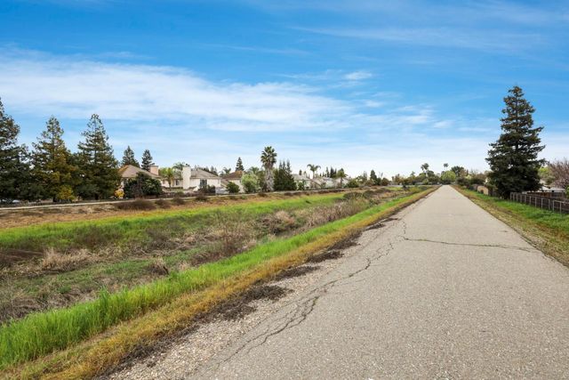 10168 Creek Trail Cir, Stockton, CA 95209