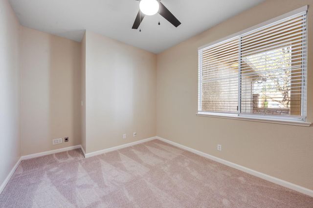 208 Fremantle Ct, Roseville, CA 95747