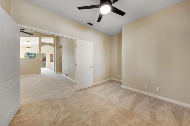 208 Fremantle Ct, Roseville, CA 95747