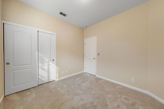 208 Fremantle Ct, Roseville, CA 95747