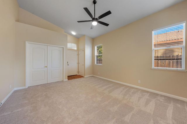 208 Fremantle Ct, Roseville, CA 95747